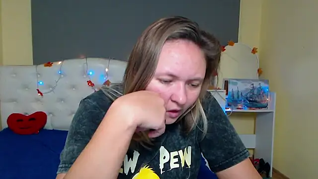 SallyVerda's cam snapshot