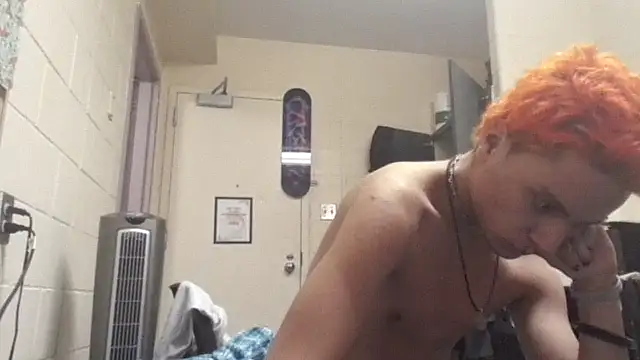 ultrasky220's cam snapshot