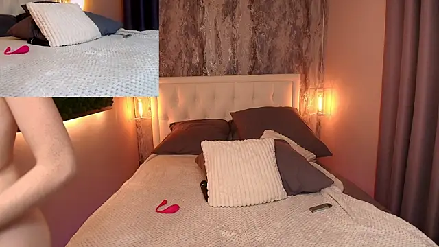 Violet_Moreau live sex cam