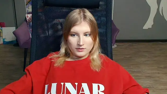 LisaRais live sex cam