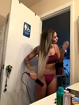 Chicagobabe's cam snapshot