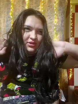 FluffyLuna live sex cam