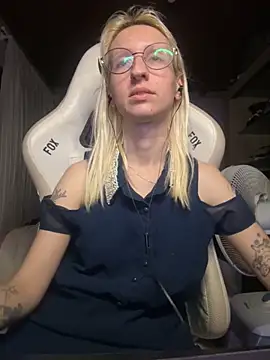 thebunnydark live sex cam