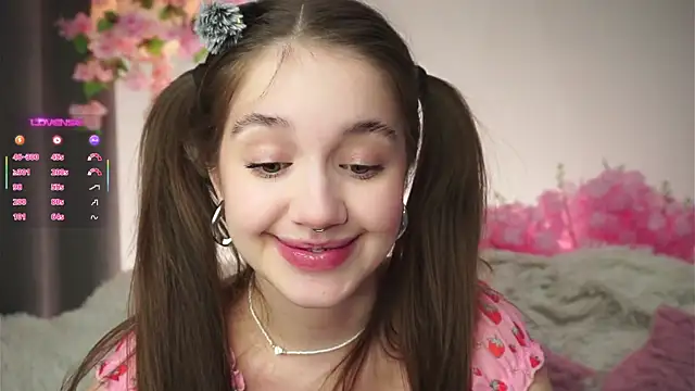 AmiLewis live sex cam