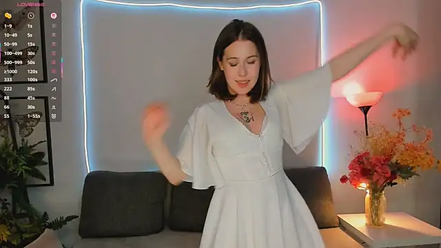 LanaRoselle live sex cam