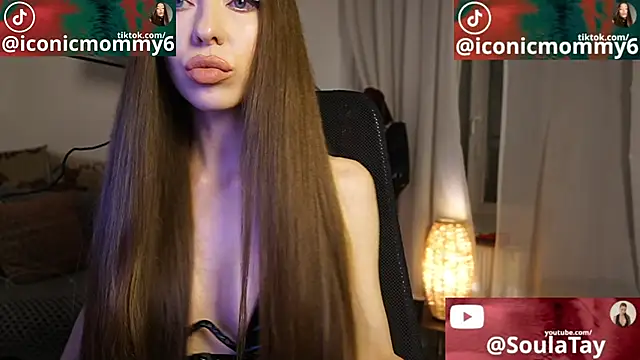 supreme_dominatrix's cam snapshot