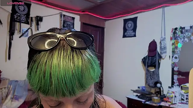 freyaa_sorcerees live sex cam