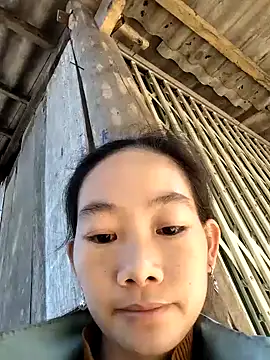 gio-thu live sex cam