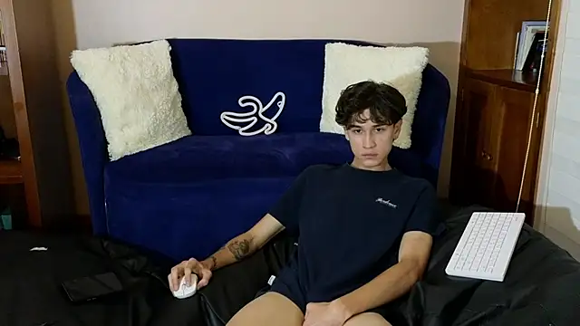 Derekswan live sex cam