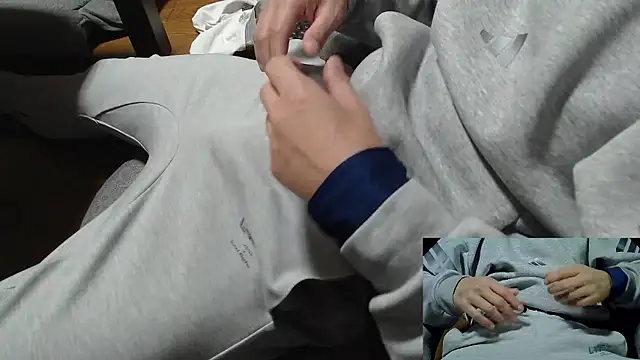 Yasu2000 live sex cam