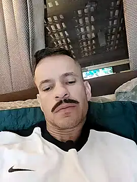 juniortche1313 live sex cam