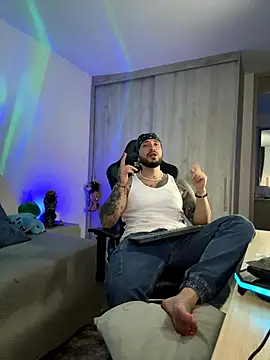 Dave-Max01 live sex cam