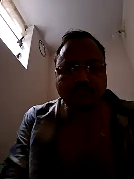 suraj696 live sex cam