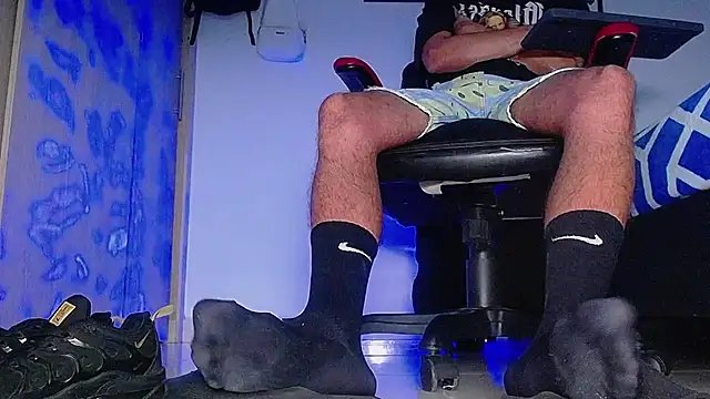 Sir_kev66 live sex cam