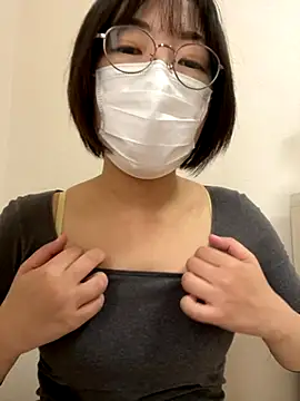 Yurika_oO live sex cam