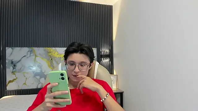 SantiagoRusso18 live sex cam