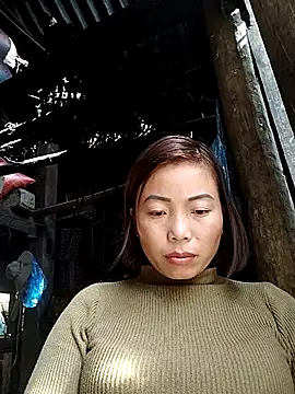 Annaacutee live sex cam