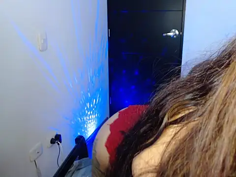 kristelltender1 live sex cam
