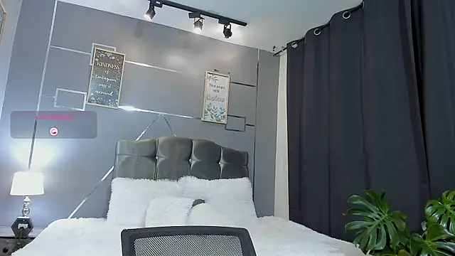 sky_jules live sex cam