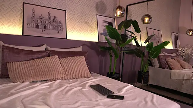 ElleDiane live sex cam