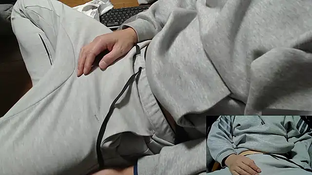 Yasu2000 live sex cam