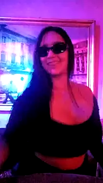 Esmeralda333 live sex cam