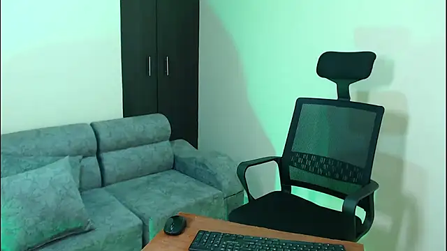 cowboyht live sex cam