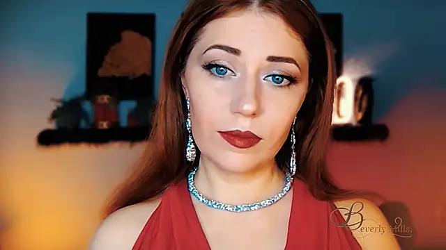 MissBeverlyMills live sex cam