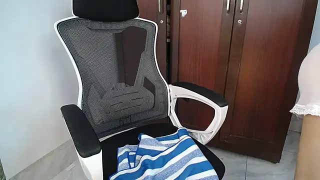 Lunobaby_204 live sex cam