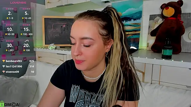 Kruela_Eva live sex cam