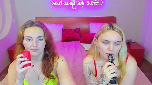 MagicEyess live sex cam