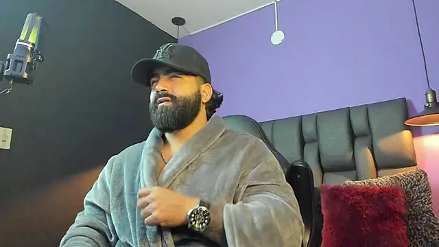 Lyon_vach live sex cam