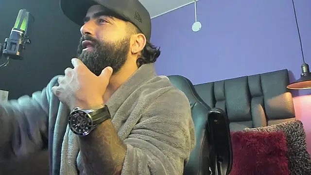 Lyon_vach live sex cam