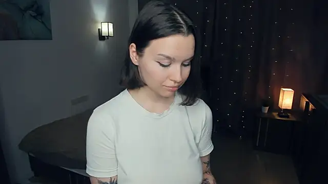 IrmgardBuzard's cam snapshot