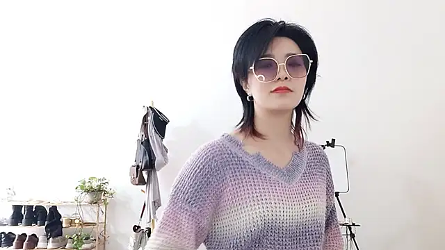 adele8731's cam snapshot