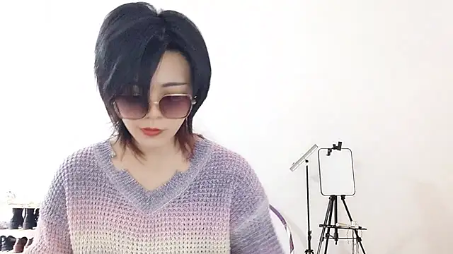 adele8731's cam snapshot