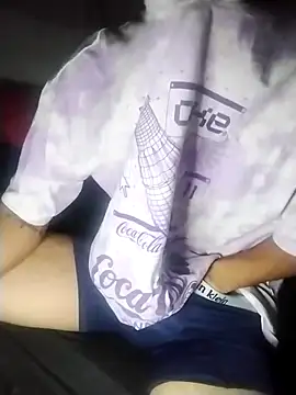 jhoncito_18's cam snapshot