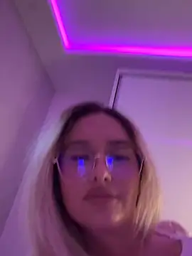 mollyxxx's cam snapshot