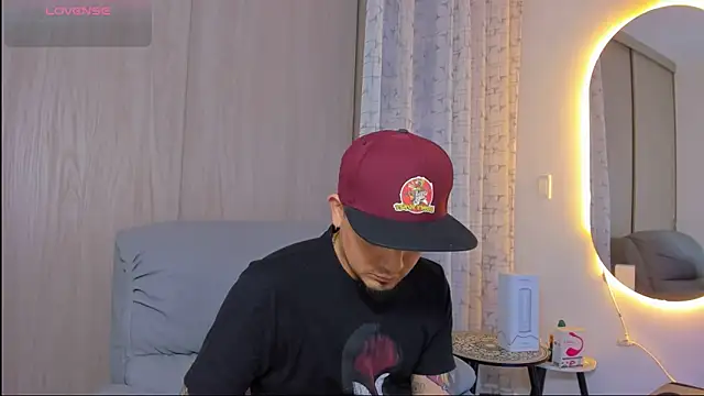 alejandro_calderon1's cam snapshot