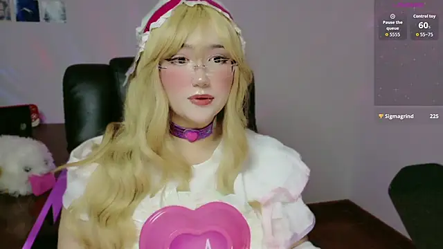 Livelle's cam snapshot