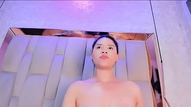 Lilithadams1's cam snapshot