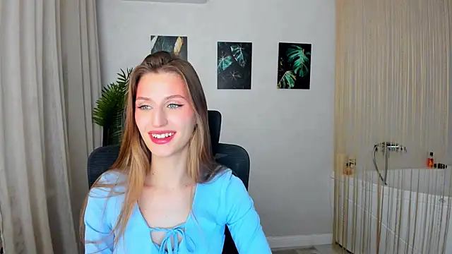 NaturalBeaty live sex cam