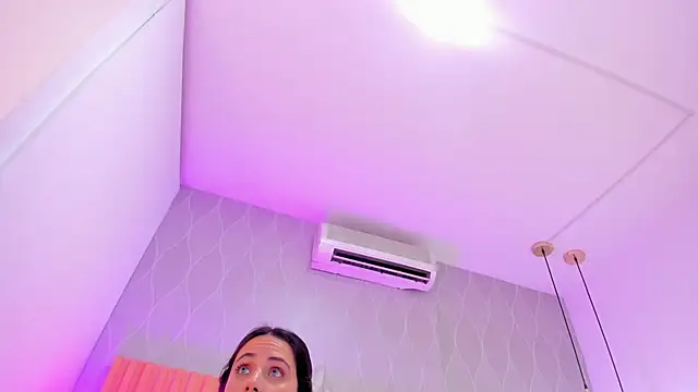 danaalamiri's cam snapshot