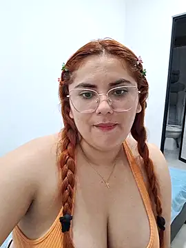 girl_redhead_bigtits's cam snapshot