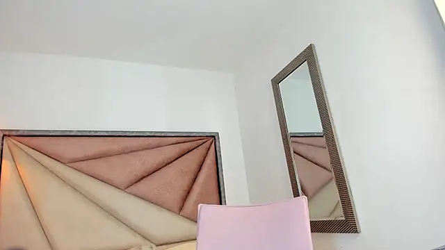 BarbaraKnox_'s cam snapshot