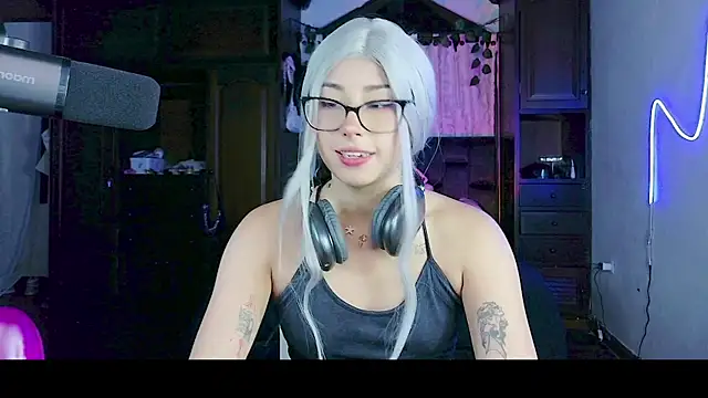 Sophie_sswng live sex cam