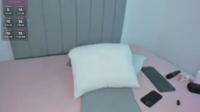 dulce__hills's cam snapshot