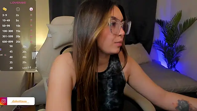 dakottaa_'s cam snapshot