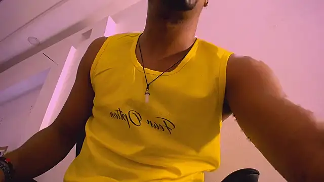 bigballsfullfu's cam snapshot