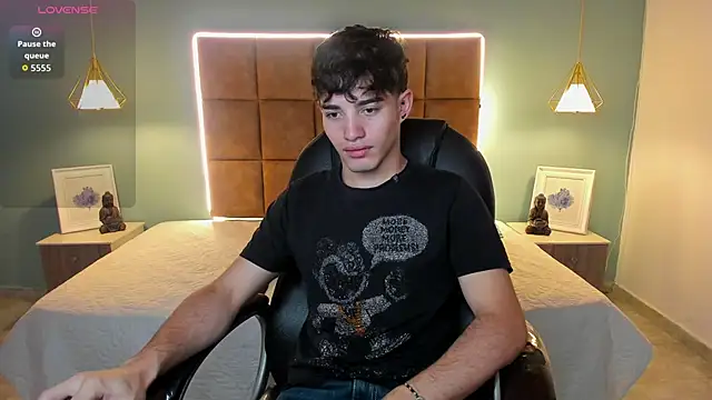 AlejooTwink live sex cam